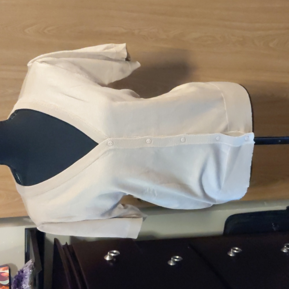 Ladies Cardigan BNWOT